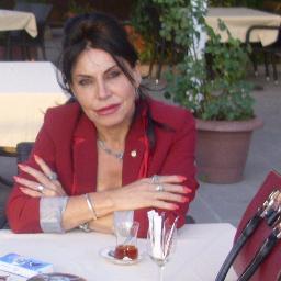 Gazeteci.Doğu Times