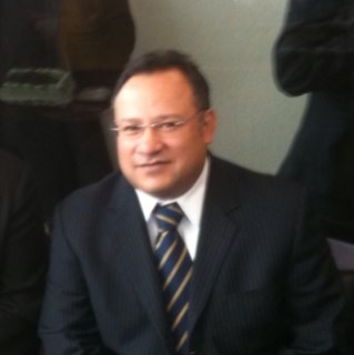 Representante del Partido Político Encuentro Social ante el INE / Licenciado en Derecho por la UNAM.