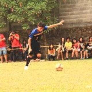 Captain, 02. | @joceline_carine 's | 01-11-12 | soccer player | Barcelona :D