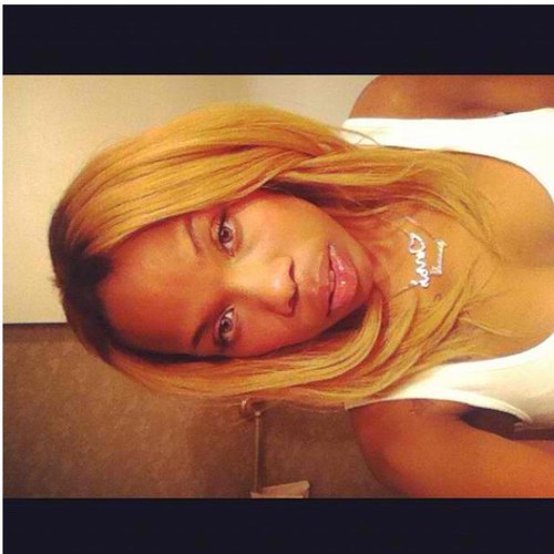 Smearing lipstick on handcuffs #teamvirgo