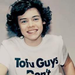 helloo everybody! im Zuza and i have 15 years old :) follow me I'll follow back.