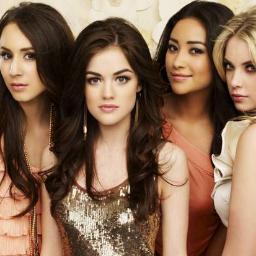 My_HalfVampire's profile picture. ♫ Agora fiquei doce igual caramelo. Tô tirando onda de pégaso amarelo. ♪ Antiga @TwillightFanBR