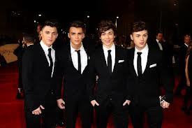 I'm a dutch Union J fan and I also love 1D, paramore and room 94 / ask for a follow back
 
@UnionJworld followed 24/11/12 13