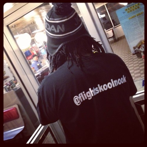 PROMO BEAT BROKERING BOOKING #flightskooldjs follow the team @hoodrichkeem @flightskoolspin @dj864 @iamdjsituation @iamdjmurph @dj2ntenz @djdurelUkrazy