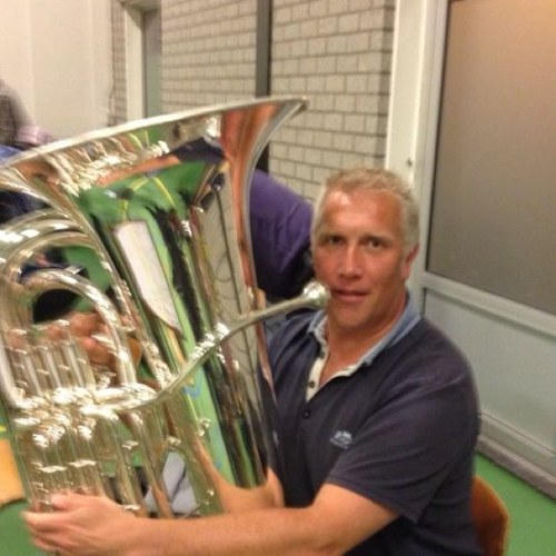 Buyer at Imtech Marine Rotterdam. http://t.co/2XQXi3SBOy