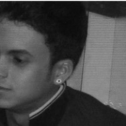 21 anos, técnico em administração, compositor e vocalista da banda Sure (que ainda é apenas um projeto).
No momento curtindo o seguro desemprego (Rs).