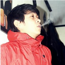bond_darell's profile picture. Masa lalu memang menyimpan banyak kenangan, namun itu bukan alasan untuk tak terus melangkah ke depan. The past is over!