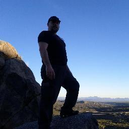 Husband, father, technophile and author.  See https://t.co/SSXO2awWV1…