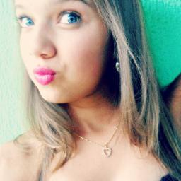 Ser feliz sem motivo é a mais autêntica forma de felicidade//sigo todos de volta ;]