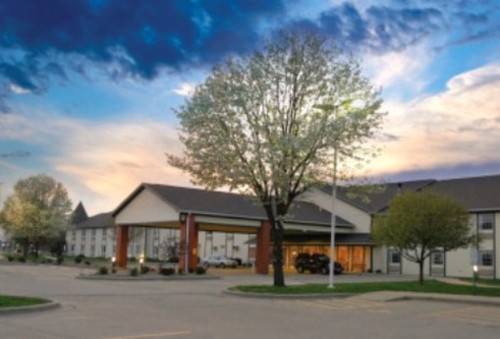 Ramada Springfield North • 3281 Northfield Dr. • Springfield, IL • 217-523-4000 • http://t.co/WBqaSPoZQw • Free Wi-Fi • Free Breakfast • Indoor Pool