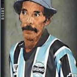 Gremista, humilde, boleiro, alegre e ousado. Dono do blog http://t.co/JJ60a3LZRv e do tt @AmarildoDejair