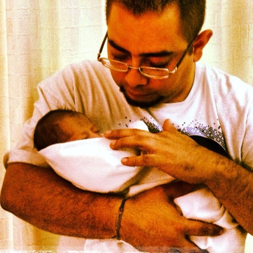 Sports and music Fan, internet, gaming, paintball addict,  friendly, sociable, love technology!!