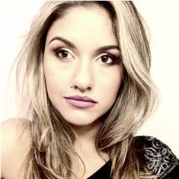 SomenteTess's profile picture. Um blog feito especialmente para a Tessália Serighelli, com notícias, fotos e um toque especial de moda, fotografia, música...