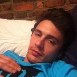 sou essepsional e espontanea,chego a ser sincera a ponto de magoar mas faço isso por que eu gosto das pessoas e sou apaixona por James Franco
