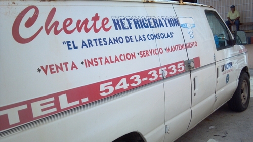 Ofrecemos servicios de : Instalación • Reparación • Mantenimiento