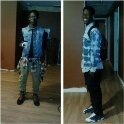 Follow me! But I really dont know where im going :p Mention me for a follow back....♪Music♪is my life… Fwm!