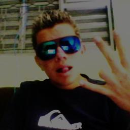 add eu no msn aee gente : vitinhoh.zl333@hotmail.com  vlw ;]],