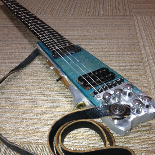 Euismod ergo sum！ guitar effector music bycicle 酒 葉巻 台湾 大阪 が好き。 2014から子育て中（≧∇≦）guitar preamp作ってます。