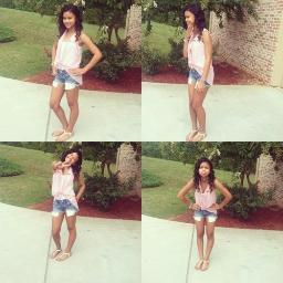 Hey Hey Hey I'm Asia and i am the bff of Reginae /The OMG Grilz and follow i will follow back 3 thanks :)