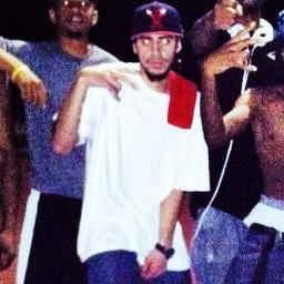 IM A MUSIC PRODUCER FROM CHICAGO. BLOOD THIRSTY TEAM MEMBER