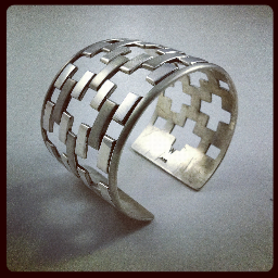 Reppin' the third-generation of silversmiths in the CrazyHorse family tree.
