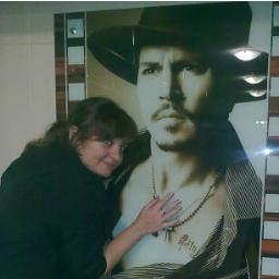 Little_Lenore's profile picture. Pretty & nice)