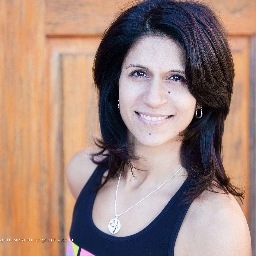 Mother of 3, Binu is passionate about bringing a whole health approach to the lives of busy men and women, which includes food, fitness and mindset.