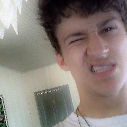 Quando eu estiver triste 
Simplesmente me abrace
Quando eu estiver louco 
Subitamente se afaste
Quando eu estiver fogo
Suavemente se encaixe