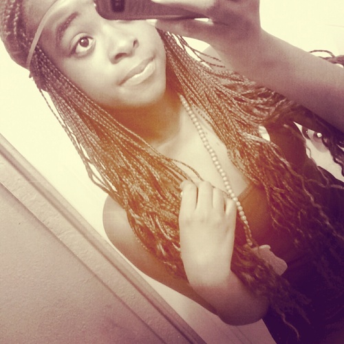When i'ee Diee , Bury Me Insidee Thee Truey Store ; Truee Too My Religion Truu Everything I'm Too DIFFERENT.. ♡
