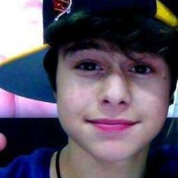 (...) Não importa o que você faça , Eu sempre estarei ao seu lado . Fã clube dedicado ao @PedroNegrini meu príncipe ♥ ‏