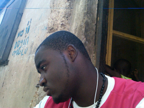 Hmmm don't hav much to say bt I think am a jovial type and fun to be with and am really here to learn