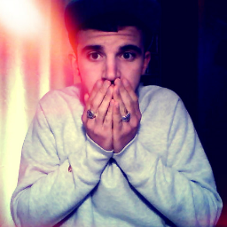 MathFback's profile picture. Je viens de te suivre, suis moi à @simplemathieu merci :)