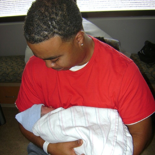 dekduce's profile picture. 