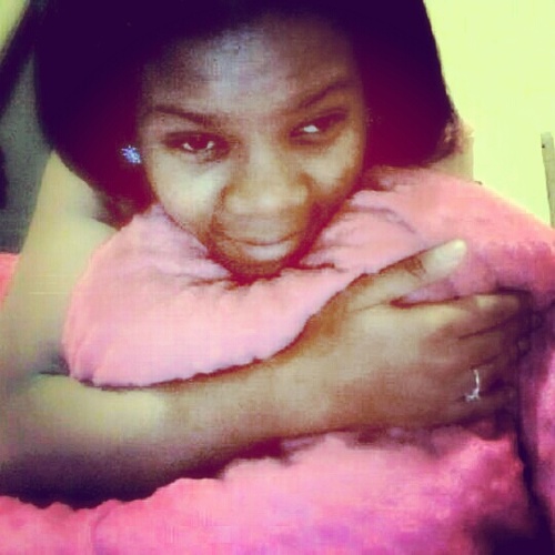 It aint easy being me ....got niggas lickin they fingers wishing they could get a taste __ im juss ordinary in my own way