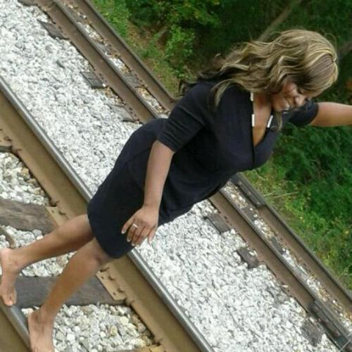 deeva10's profile picture. 