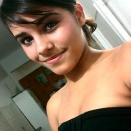 15 , anciosa , virginiana , chocolate ;9 , doida & ama curtir a vida *-*
 msn : bruna.cimi@hotmail.com (: ' follow-me ?