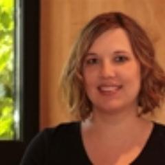 Book lover, @UMMorris alumna, social media professional and rookie mom
