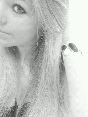 kellyengelberts's profile picture. 