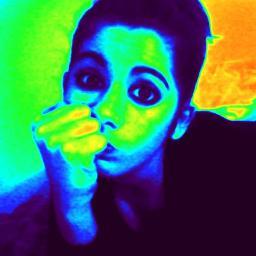 ♥ i'm italian girl....I believe and I hope to realize my dreams ;) ♥I am proud of my idols : @JustinBieber @MileyCyrus and @DemiLovato :D ♥