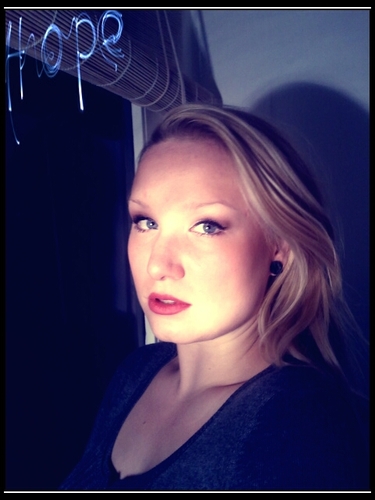 Demijanemelody's profile picture. Drive me wild like you used to.

xoxo
#flyinglotusjewelry

Student of HBA - Lover of @MacSangha - Singer/songwriter - Photographer