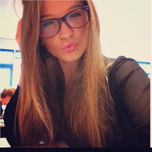 manoekxxxxx's profile picture. 