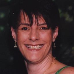 jambuttykid's profile picture. glass half full girl