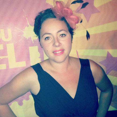 Female, 35 year old mother, nurse, carring, love to life live to love  «3