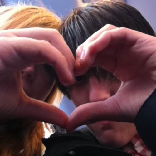 Gabi I like such as Asking Alexandria, BFMV, BMTH, papa roach ect ^_*
