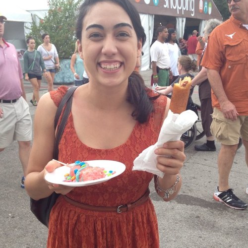 lauragelizondo's profile picture. Hook em' Horns!