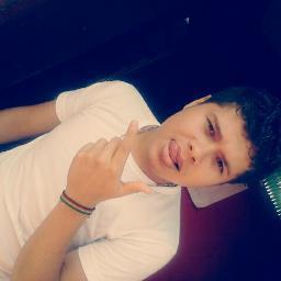 Flamenguista doente, carinhoso, alegre! Louco por apenas duas mulheres , minha mae , @annysiilvah