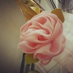 Gbueez's profile picture. Sharing content on twitter.