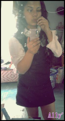 Bueno, Mi Nombre Es Allison Camila , Tengo 13 años y soy una Leo'Lovers , Me Gusta Mucho Leo junior (: