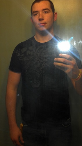 alexwoo94452542's profile picture. 