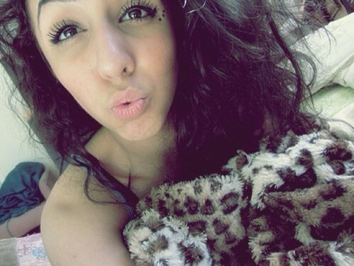 Blah blah blah, this is a waste of my time..... Just follow me xxx